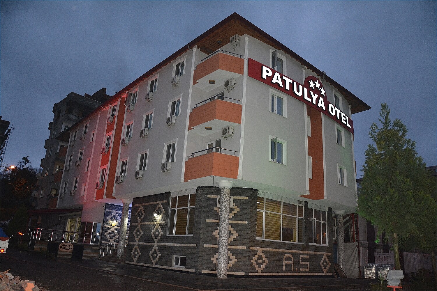 Patulya Otel