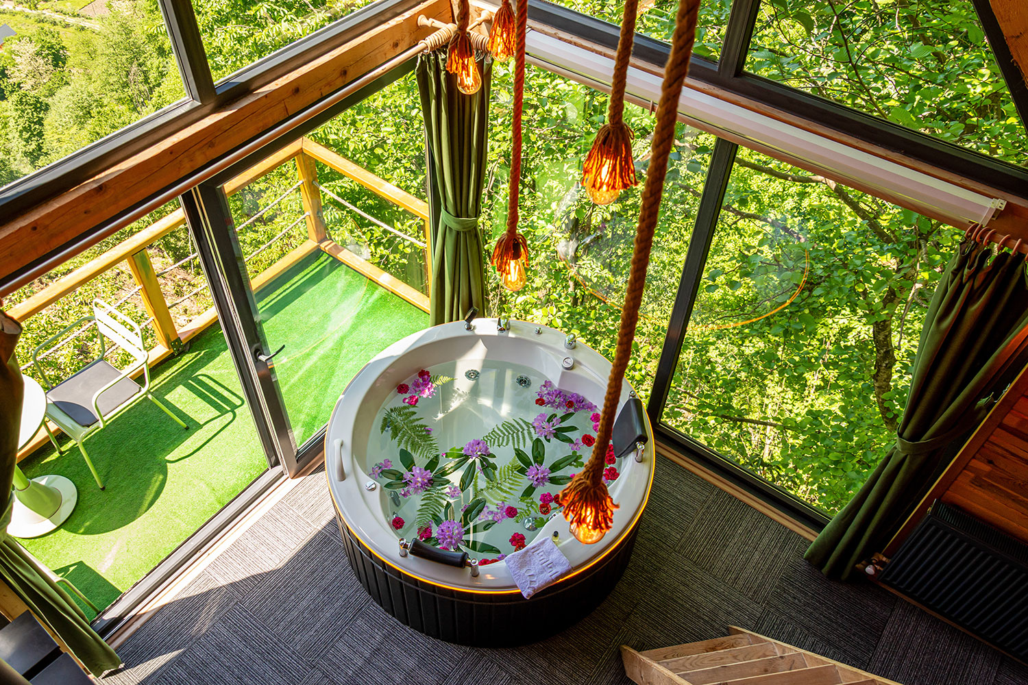 Pavri Suit Bungalov