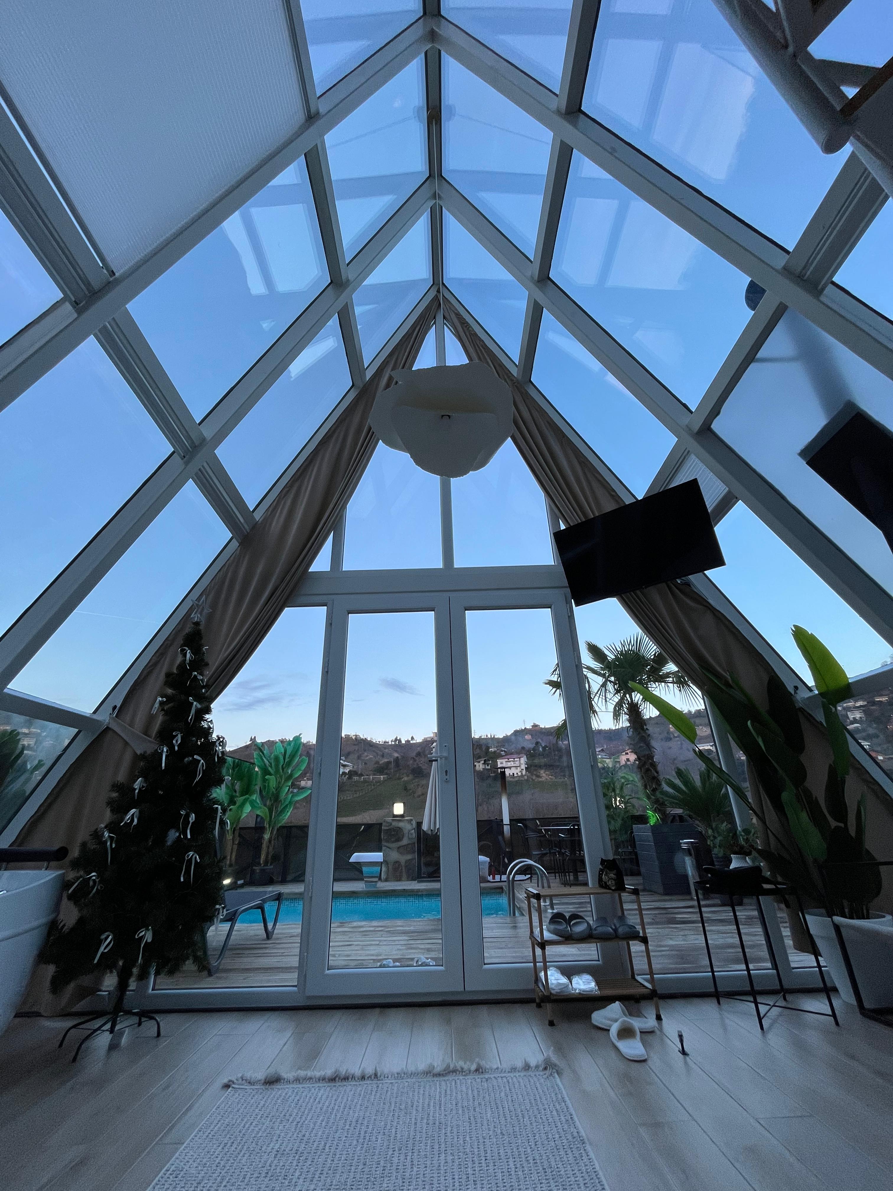 Mirrorland Bungalov